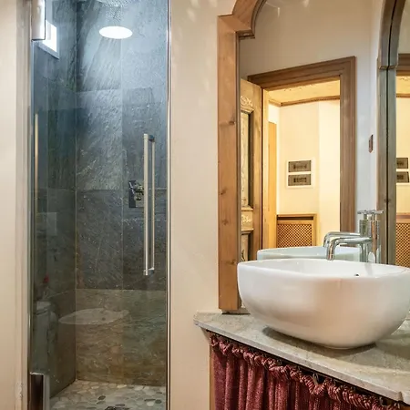 شقة Stylish With Beautiful Surroundings
