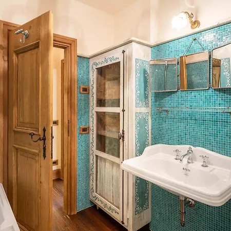 Stylish With Beautiful Surroundings شقة *
